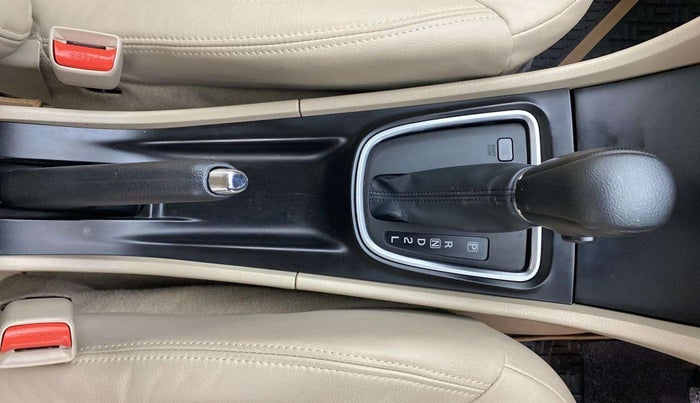 2023 Maruti Ciaz ALPHA  AT 1.5 SHVS PETROL, Petrol, Automatic, 11,915 km, Gear Lever