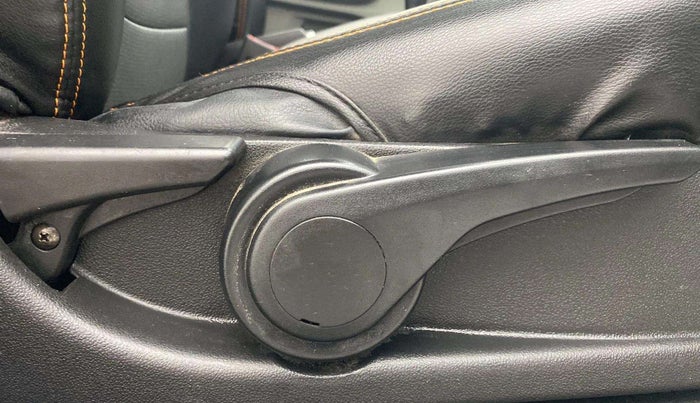 2018 Tata Tiago XZA PETROL, Petrol, Automatic, 17,486 km, Driver Side Adjustment Panel