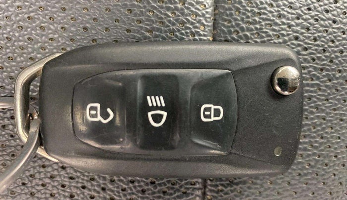 2018 Tata Tiago XZA PETROL, Petrol, Automatic, 17,486 km, Key Close Up