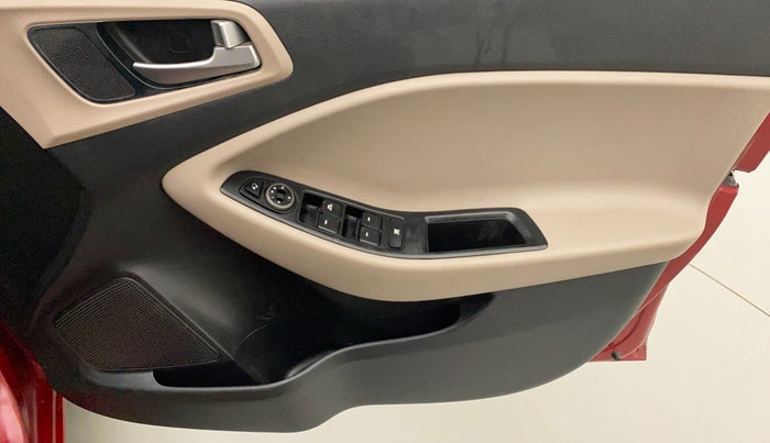 2019 Hyundai Elite i20 ASTA 1.4 CRDI (O), Diesel, Manual, 81,223 km, Driver Side Door Panels Control