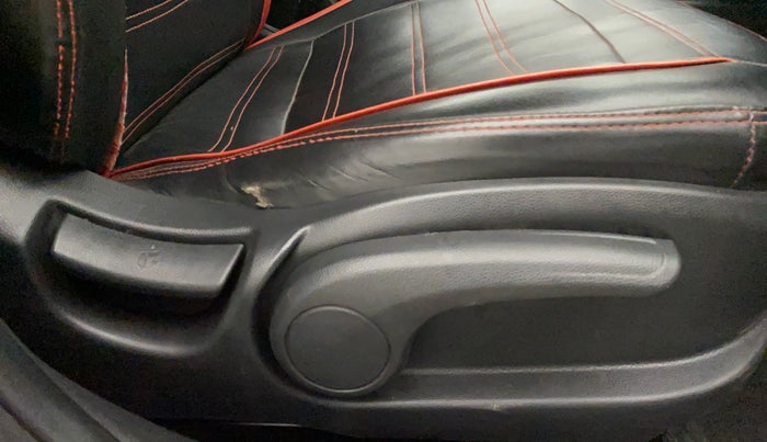 2019 Hyundai Elite i20 ASTA 1.4 CRDI (O), Diesel, Manual, 81,223 km, Driver Side Adjustment Panel