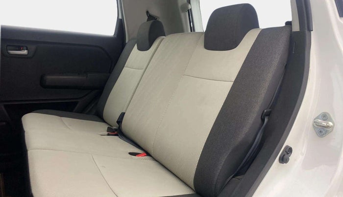2022 Maruti New Wagon-R ZXI 1.2, Petrol, Manual, 12,261 km, Right Side Rear Door Cabin