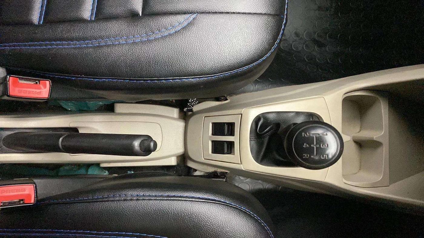 2020 Maruti Alto LXI, Petrol, Manual, 72,186 km, Gear Lever