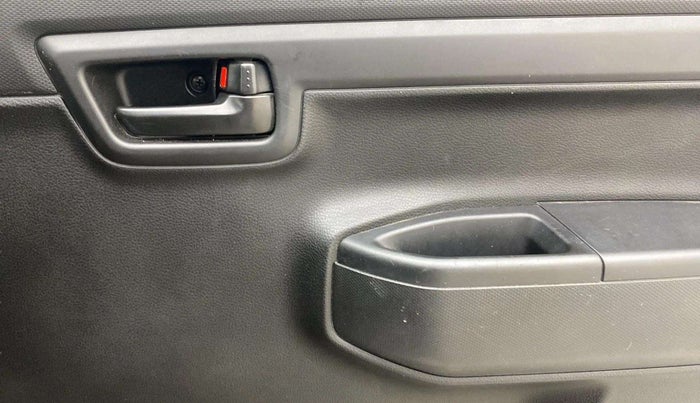 2022 Maruti S PRESSO VXI+, Petrol, Manual, 7,958 km, Driver Side Door Panels Control