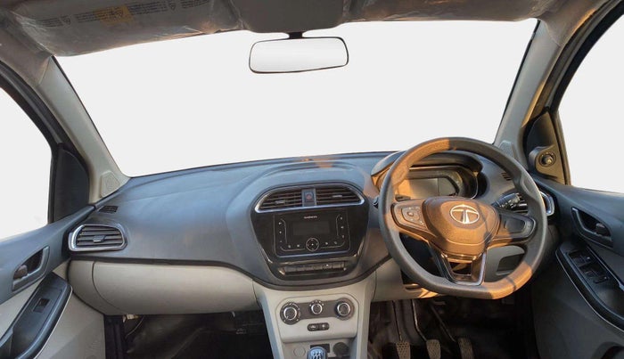 2022 Tata Tiago XT CNG, CNG, Manual, 27,503 km, Dashboard