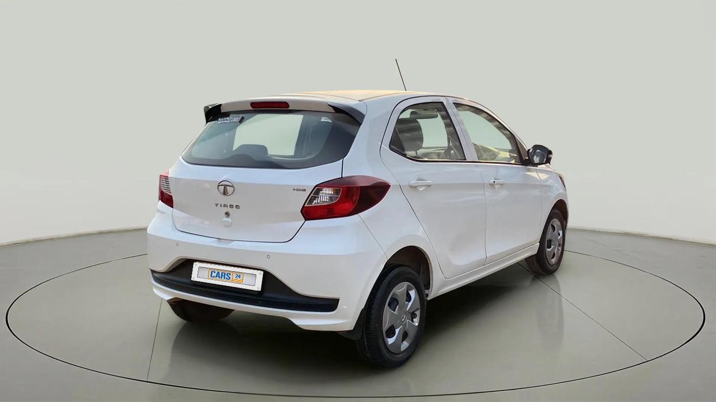 2022 Tata Tiago XT CNG, CNG, Manual, 27,857 km, Right Back Diagonal