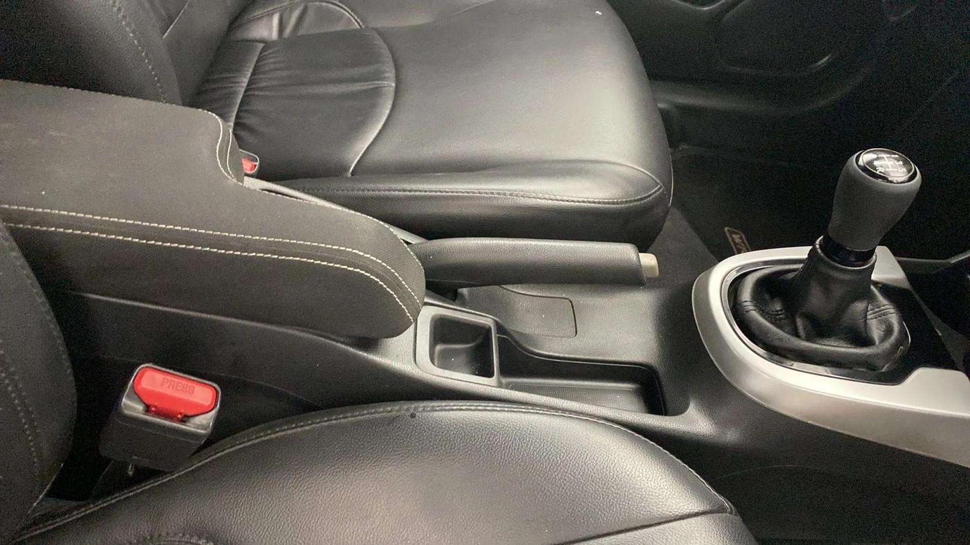 2017 Honda WR-V 1.2L I-VTEC VX MT, Petrol, Manual, 33,905 km, Gear Lever