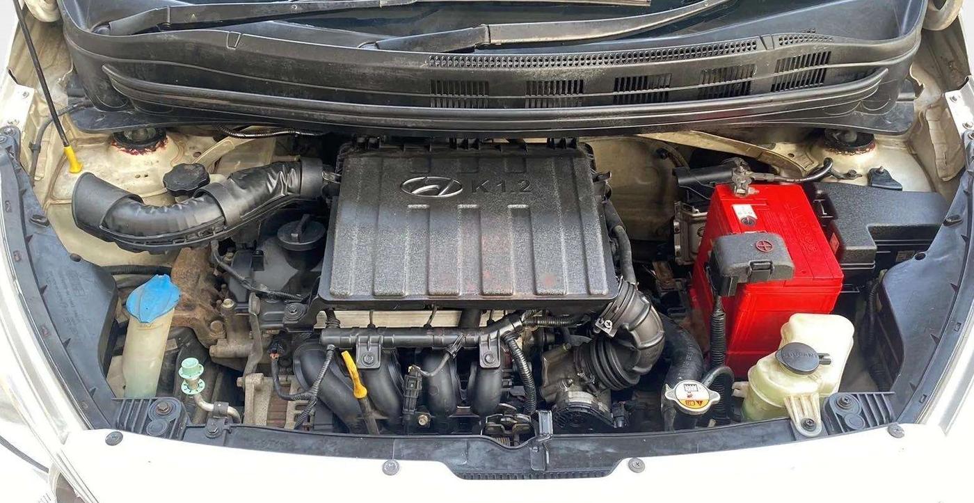 2016 Hyundai Grand i10 SPORTZ 1.2 KAPPA VTVT, Petrol, Manual, 75,791 km, Open Bonet