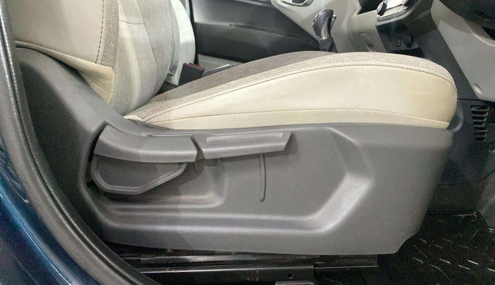 2021 Hyundai GRAND I10 NIOS SPORTZ AMT 1.2 KAPPA VTVT, Petrol, Automatic, 18,305 km, Driver Side Adjustment Panel