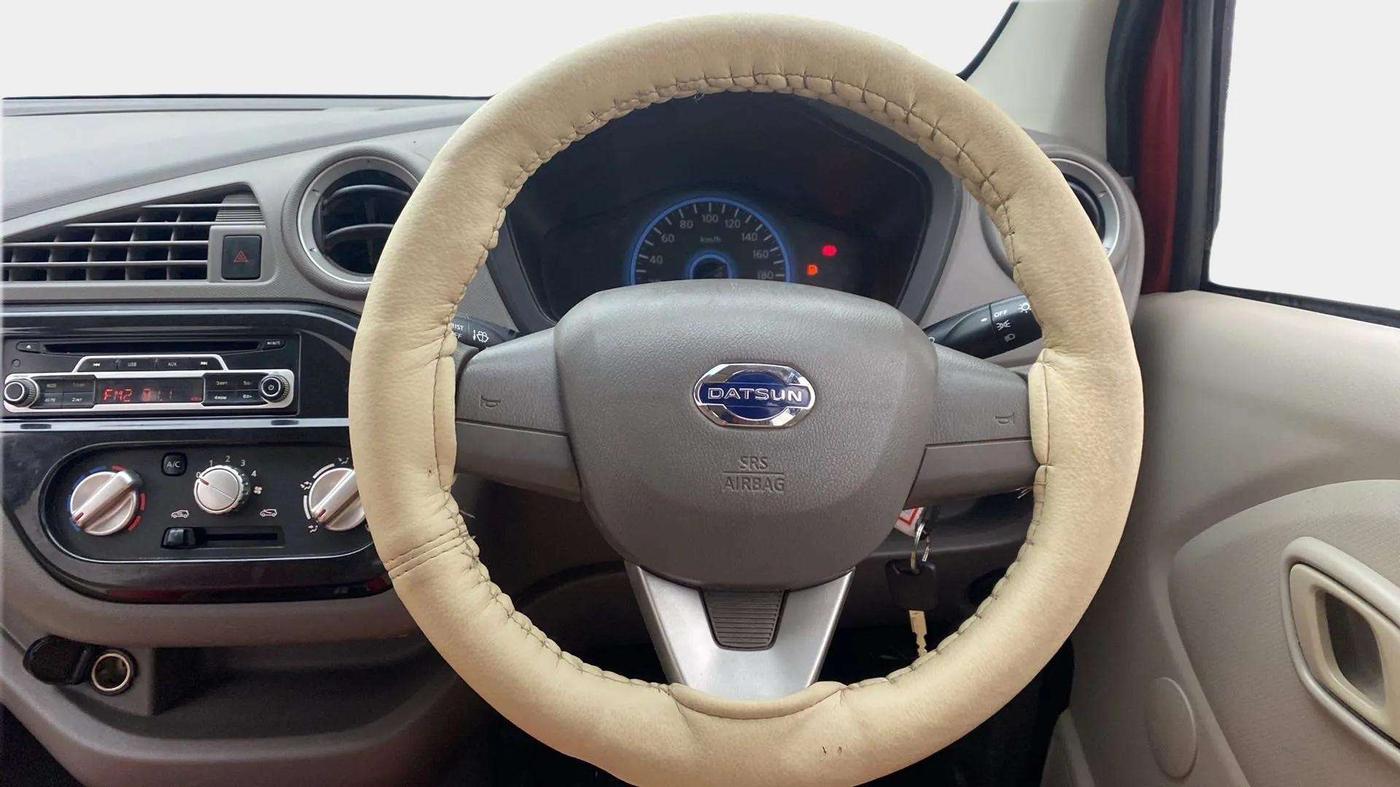 2016 Datsun Redi Go S, Petrol, Manual, 41,634 km, Steering Wheel Close Up