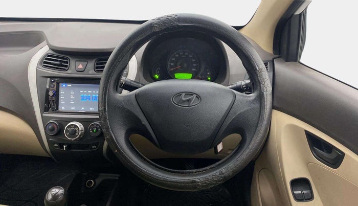 2017 Hyundai Eon ERA +, Petrol, Manual, 20,297 km, Steering Wheel Close Up