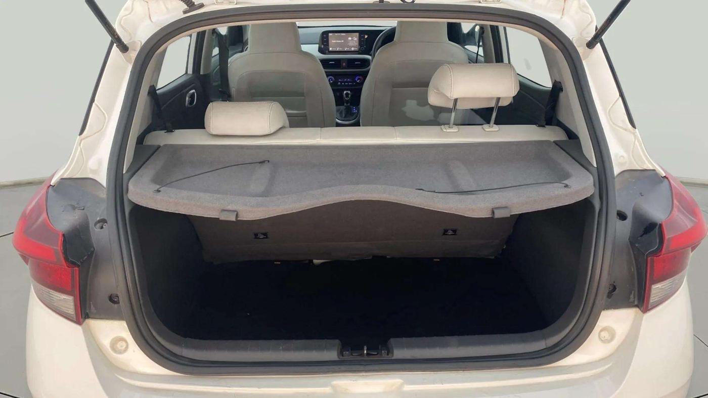 2023 Hyundai GRAND I10 NIOS ASTA AMT 1.2 KAPPA VTVT, Petrol, Automatic, 22,655 km, Boot Inside