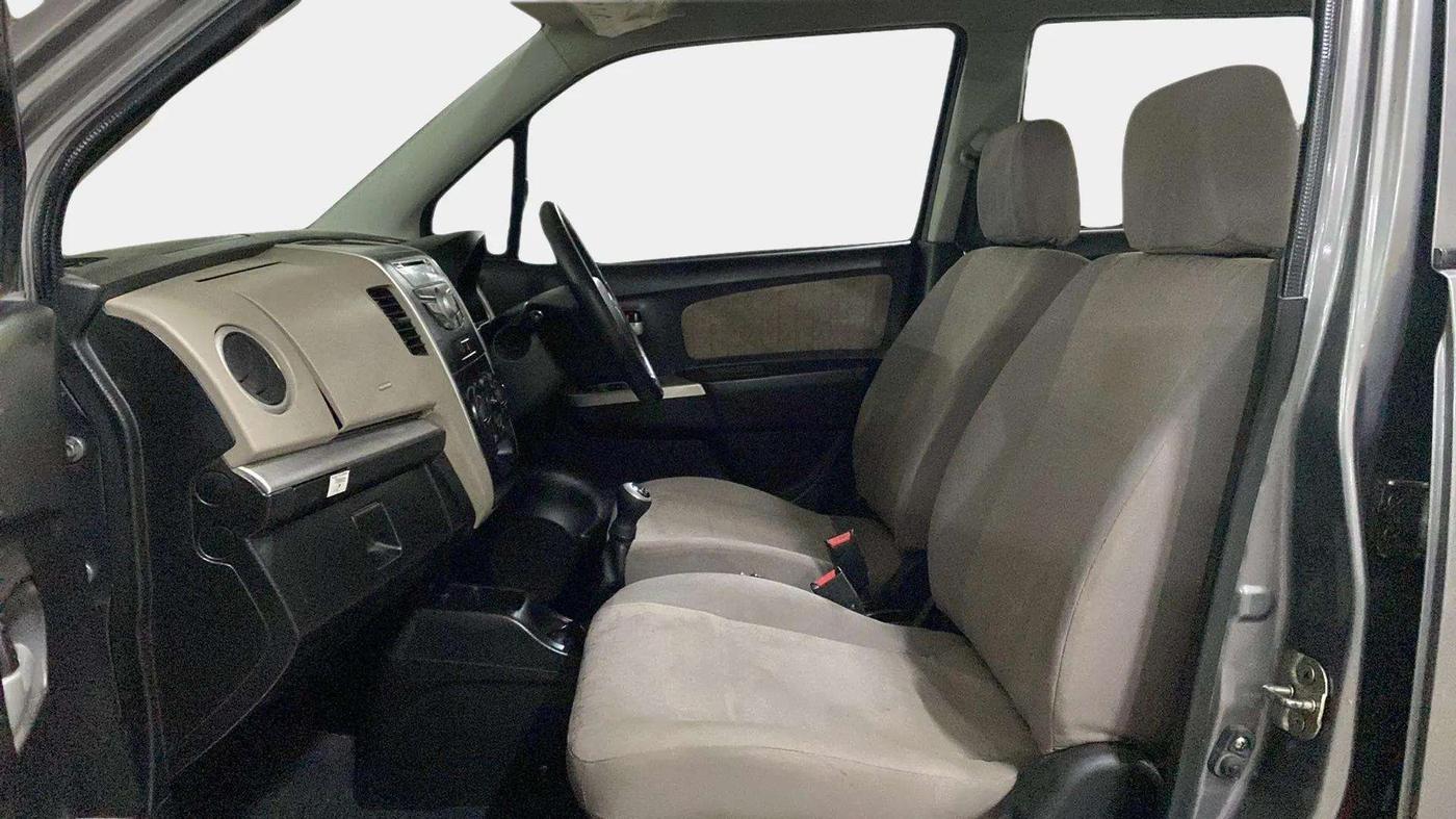 2016 Maruti Wagon R 1.0 VXI, Petrol, Manual, 24,627 km, Right Side Front Door Cabin