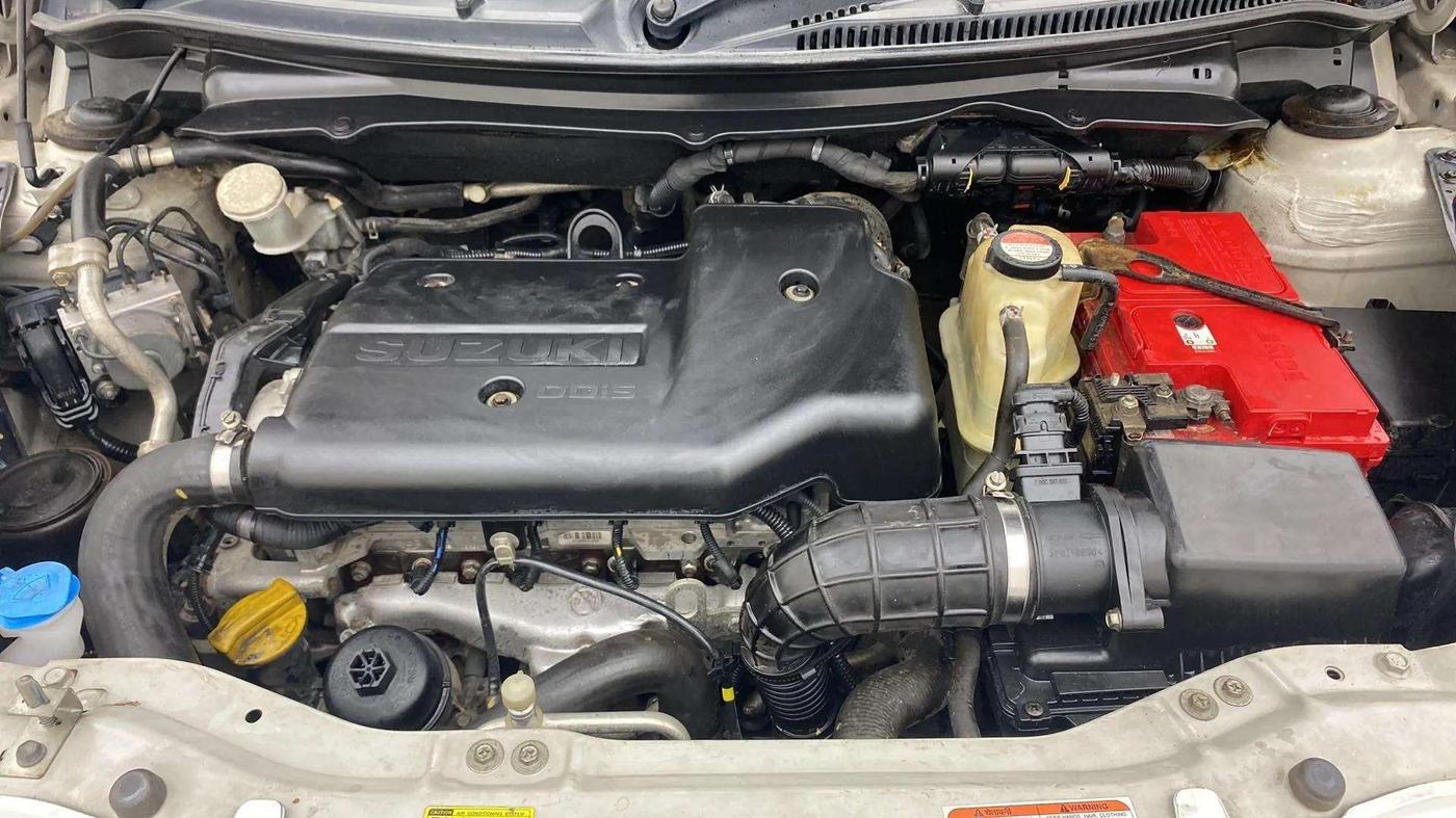 2014 Maruti Swift ZDI, Diesel, Manual, 79,406 km, Open Bonet