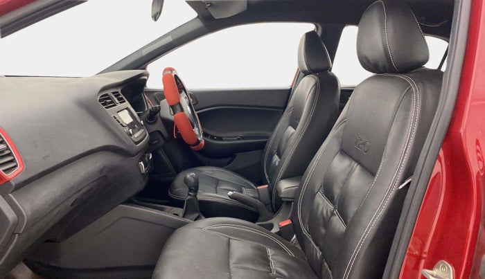 2019 Hyundai Elite i20 SPORTZ PLUS 1.2 DUAL TONE, Petrol, Manual, 19,983 km, Right Side Front Door Cabin