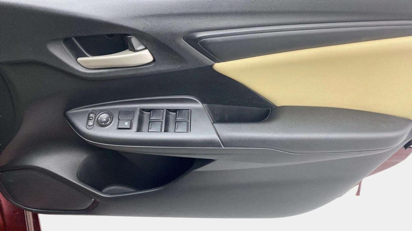 2017 Honda Jazz 1.2L I-VTEC S, Petrol, Manual, 30,134 km, Driver Side Door Panels Control