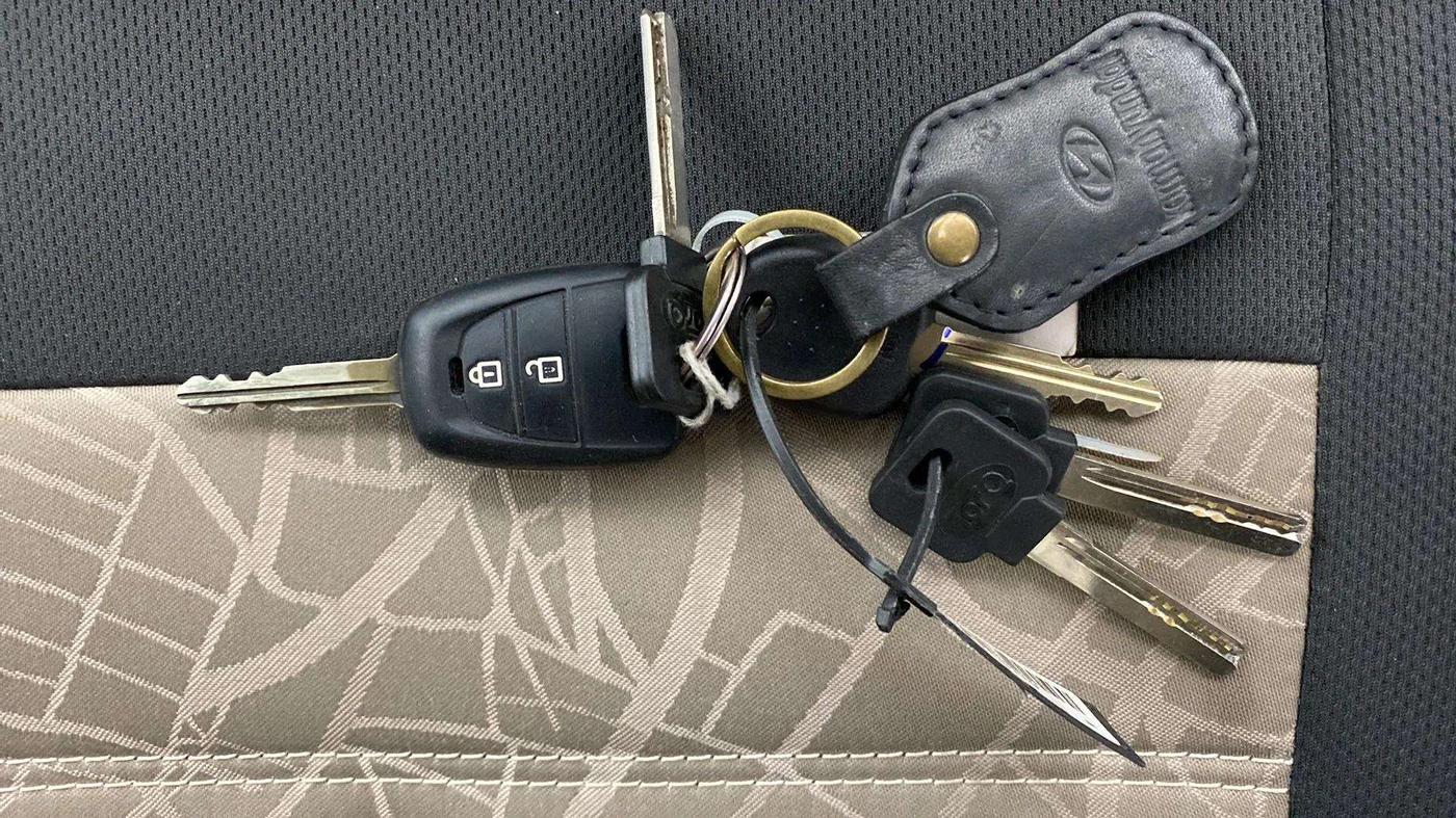 2019 Hyundai Grand i10 SPORTZ 1.2 KAPPA VTVT, Petrol, Manual, 43,463 km, Key Close Up
