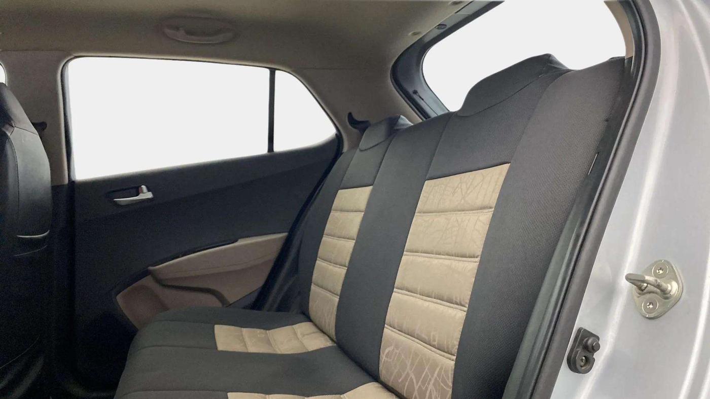 2019 Hyundai Grand i10 SPORTZ 1.2 KAPPA VTVT, Petrol, Manual, 43,463 km, Right Side Rear Door Cabin