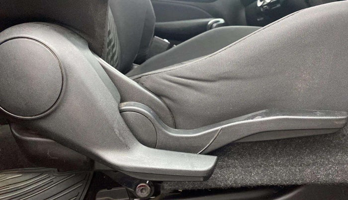 2019 Maruti Swift VXI AMT, Petrol, Automatic, 88,718 km, Driver Side Adjustment Panel