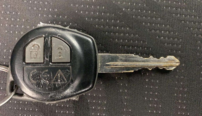2019 Maruti Swift VXI AMT, Petrol, Automatic, 88,718 km, Key Close Up