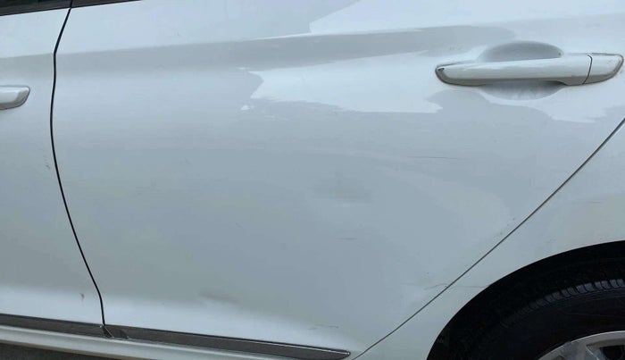 2018 Hyundai Verna 1.4 EX PETROL, Petrol, Manual, 60,009 km, Rear left door - Minor scratches