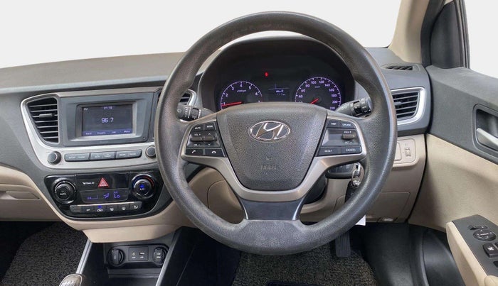 2018 Hyundai Verna 1.4 EX PETROL, Petrol, Manual, 60,009 km, Steering Wheel Close Up