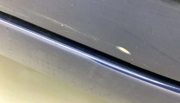 2021 Maruti Swift VXI, Petrol, Manual, 16,602 km, Rear left door - Minor scratches