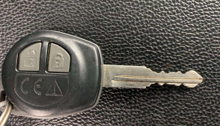 2021 Maruti Swift VXI, Petrol, Manual, 16,602 km, Key Close Up