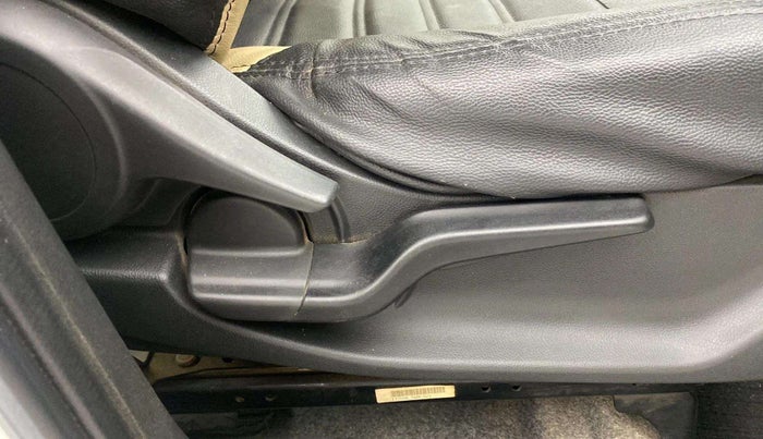 2018 Honda Amaze 1.2L I-VTEC VX, Petrol, Manual, 59,898 km, Driver Side Adjustment Panel