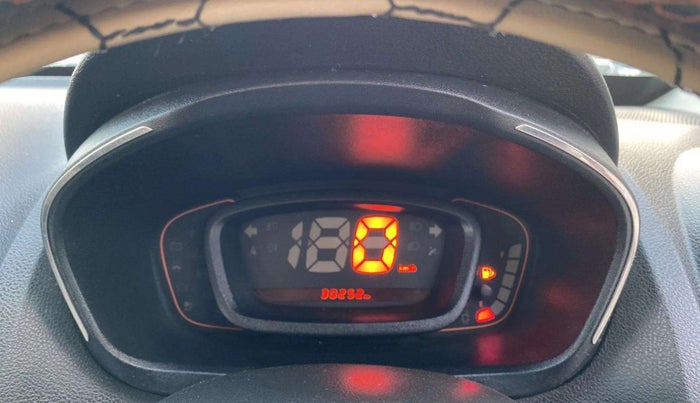 2019 Renault Kwid CLIMBER 1.0, Petrol, Manual, 30,260 km, Odometer Image