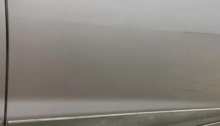 2017 Hyundai Grand i10 SPORTZ (O) 1.2 KAPPA VTVT, Petrol, Manual, 68,483 km, Driver-side door - Slightly dented