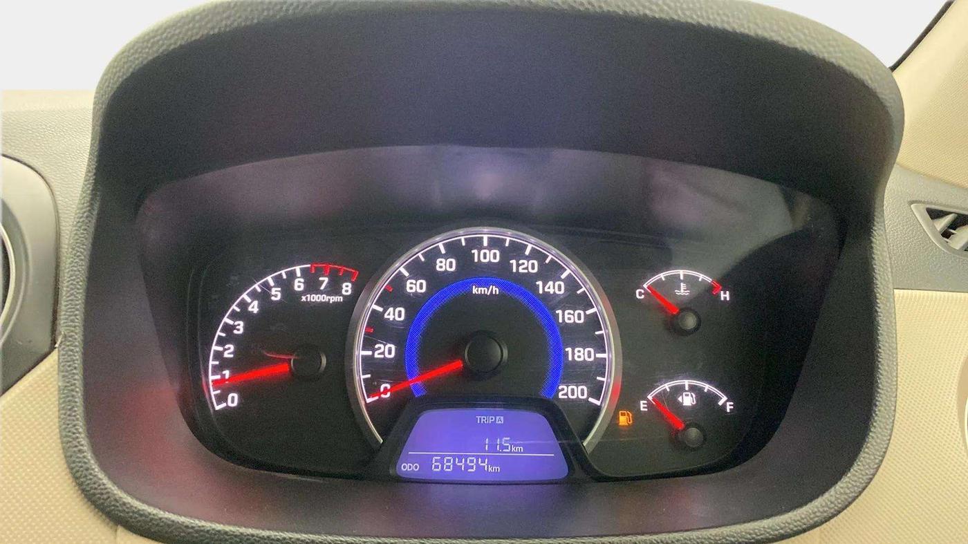 2017 Hyundai Grand i10 SPORTZ (O) 1.2 KAPPA VTVT, Petrol, Manual, 68,483 km, Odometer Image