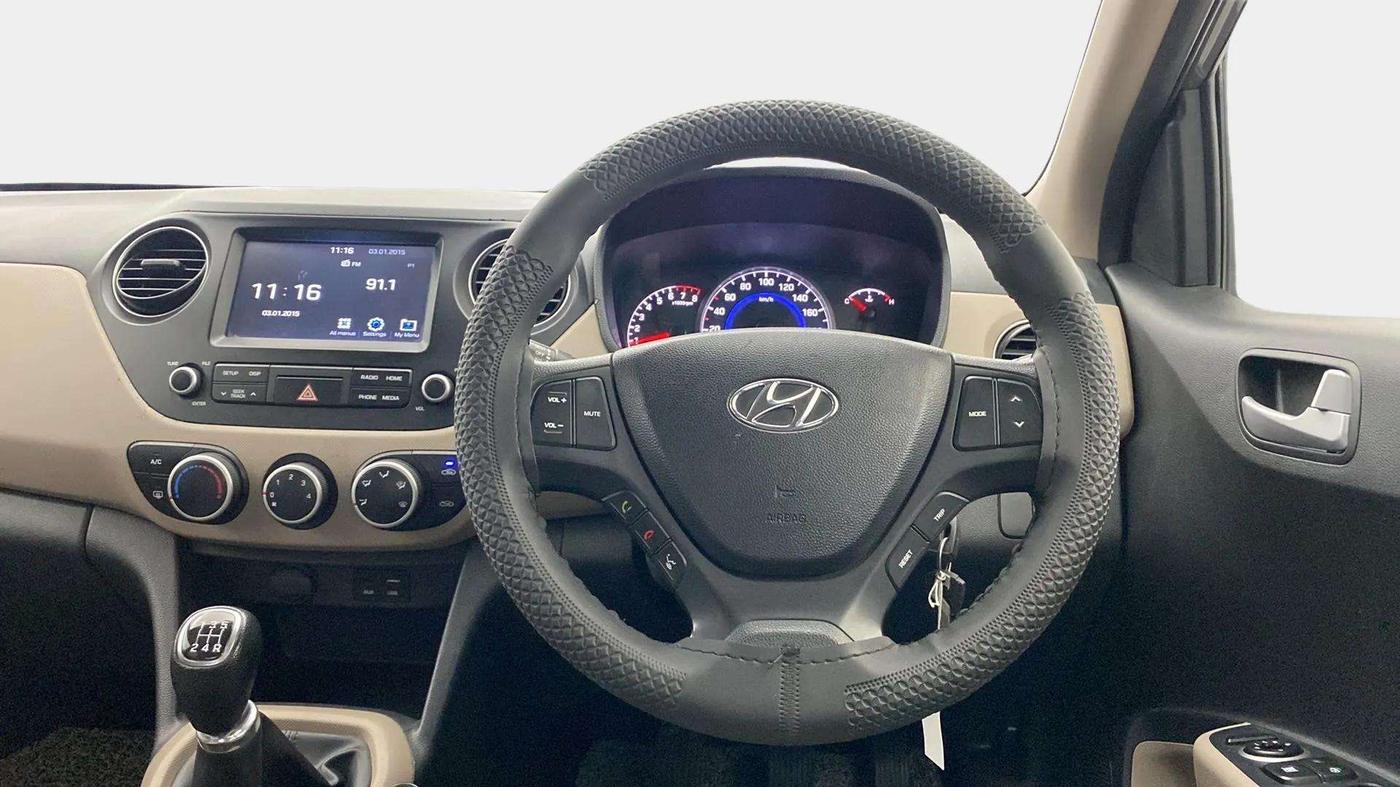 2017 Hyundai Grand i10 SPORTZ (O) 1.2 KAPPA VTVT, Petrol, Manual, 68,483 km, Steering Wheel Close Up