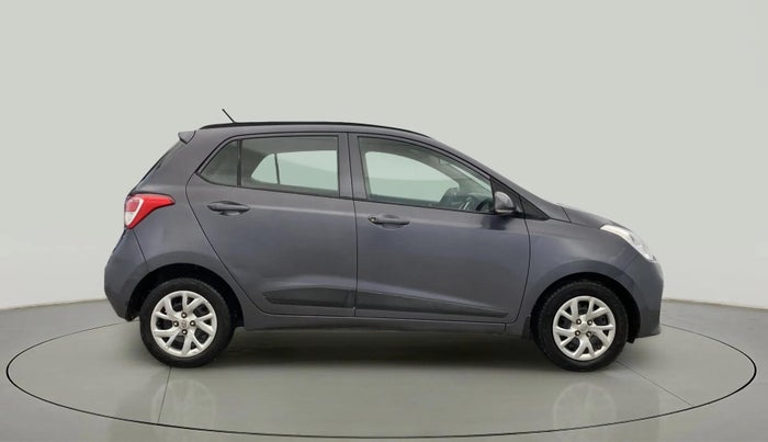 2017 Hyundai Grand i10 SPORTZ (O) 1.2 KAPPA VTVT, Petrol, Manual, 68,483 km, Right Side View