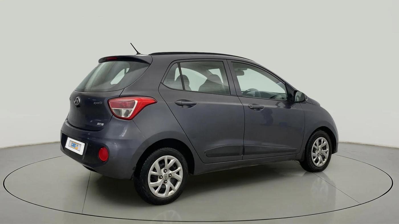 2017 Hyundai Grand i10 SPORTZ (O) 1.2 KAPPA VTVT, Petrol, Manual, 68,483 km, Right Back Diagonal