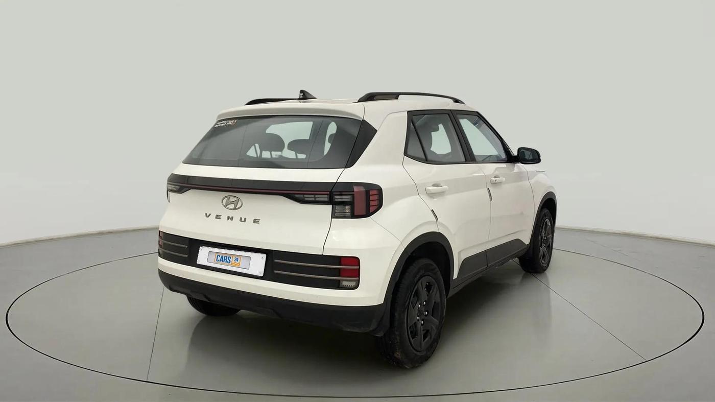 2023 Hyundai VENUE S (O) 1.2 KNIGHT EDITION, Petrol, Manual, 18,234 km, Right Back Diagonal