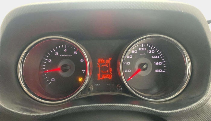 2016 Mahindra TUV300 T8, Diesel, Manual, 35,327 km, Odometer Image