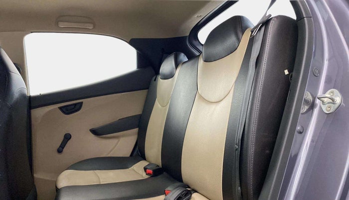 2016 Hyundai Eon ERA +, Petrol, Manual, 12,197 km, Right Side Rear Door Cabin