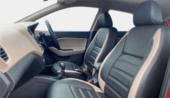 2020 Hyundai Elite i20 SPORTZ PLUS 1.2, Petrol, Manual, 12,746 km, Right Side Front Door Cabin