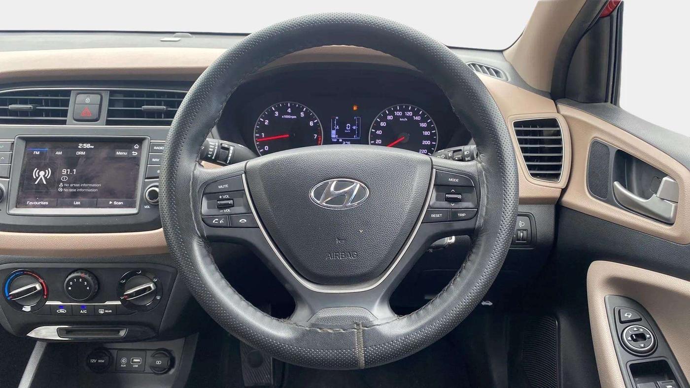 2020 Hyundai Elite i20 SPORTZ PLUS 1.2, Petrol, Manual, 12,746 km, Steering Wheel Close Up
