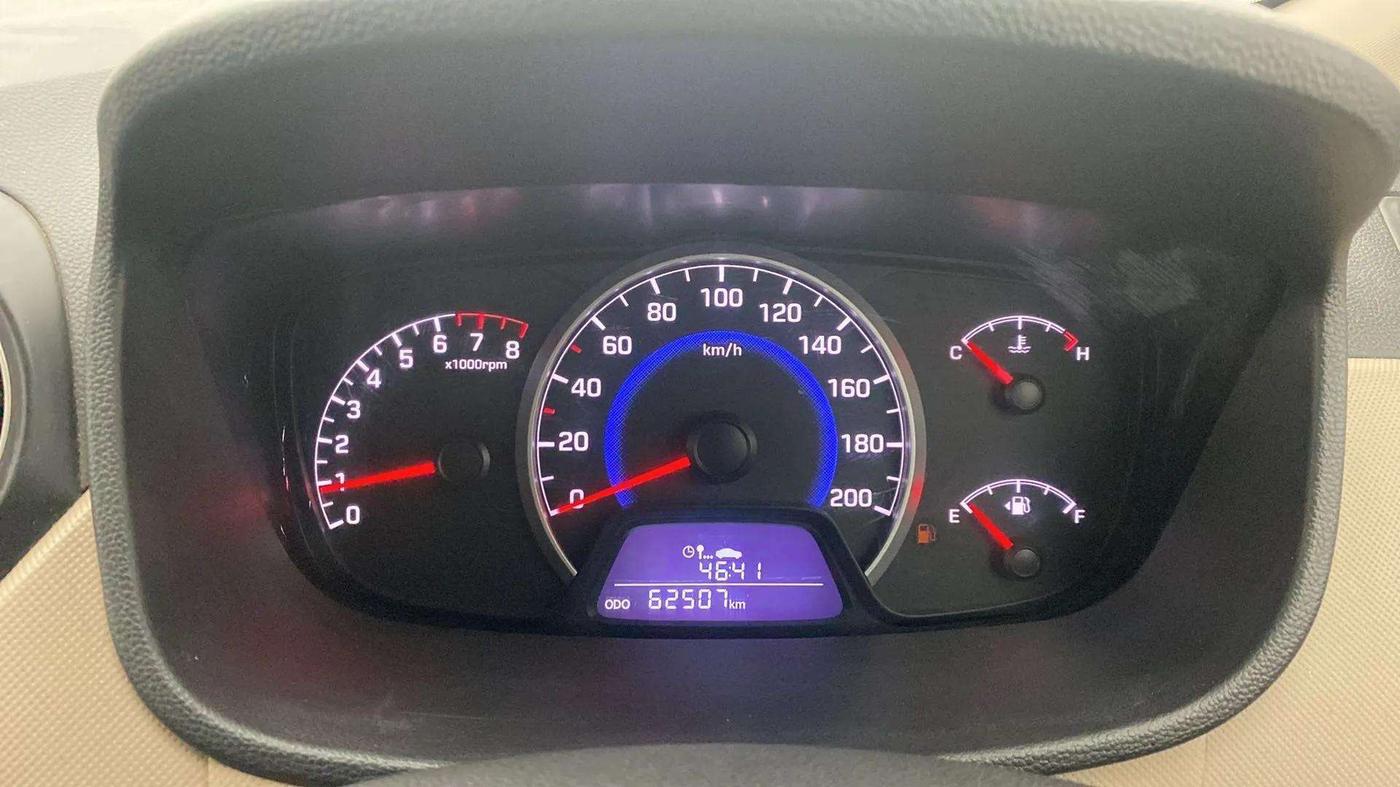 2016 Hyundai Grand i10 SPORTZ 1.2 KAPPA VTVT, Petrol, Manual, 62,471 km, Odometer Image