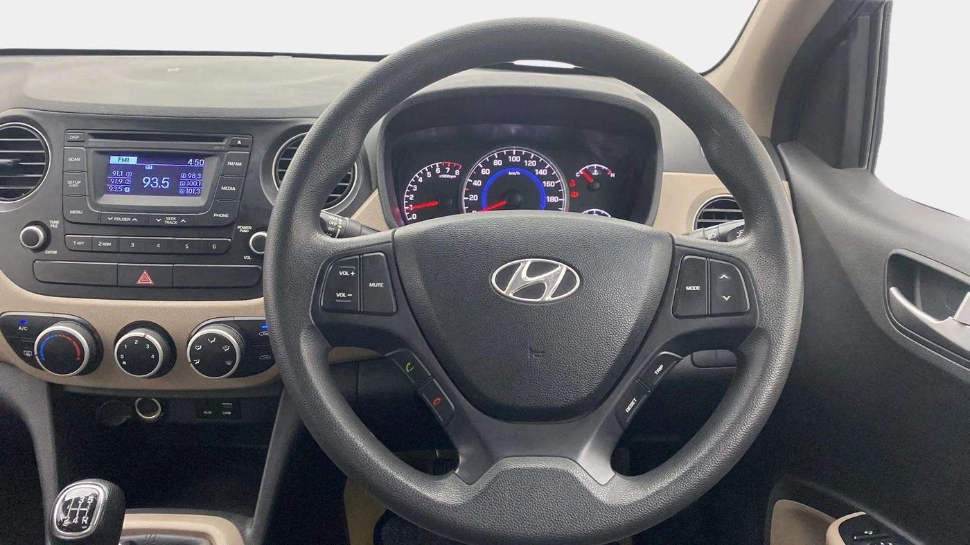2016 Hyundai Grand i10 SPORTZ 1.2 KAPPA VTVT, Petrol, Manual, 62,471 km, Steering Wheel Close Up