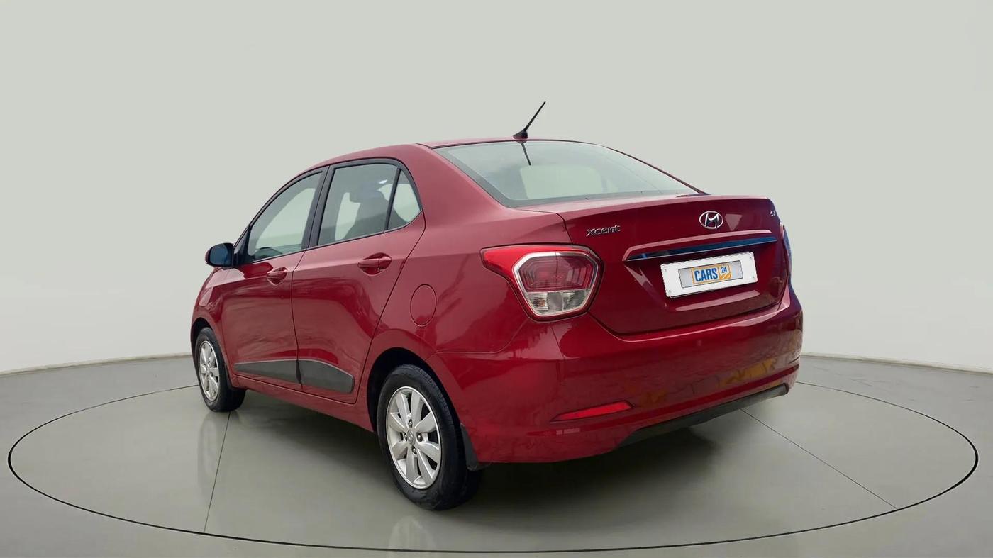 2015 Hyundai Xcent SX 1.2, CNG, Manual, 65,933 km, Left Back Diagonal