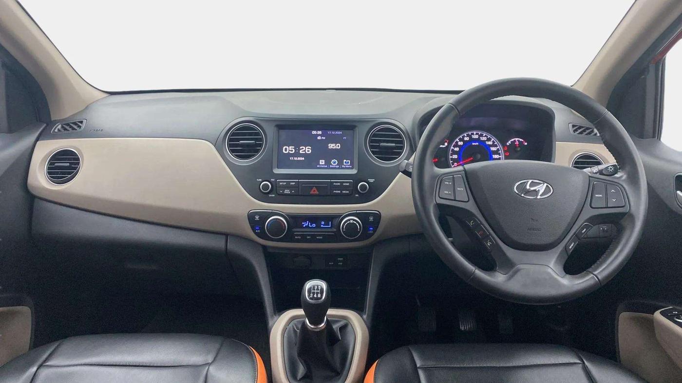 2019 Hyundai Grand i10 ASTA 1.2 KAPPA VTVT, Petrol, Manual, 27,150 km, Dashboard