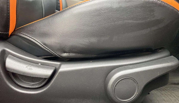 2019 Hyundai Grand i10 ASTA 1.2 KAPPA VTVT, Petrol, Manual, 27,150 km, Driver Side Adjustment Panel