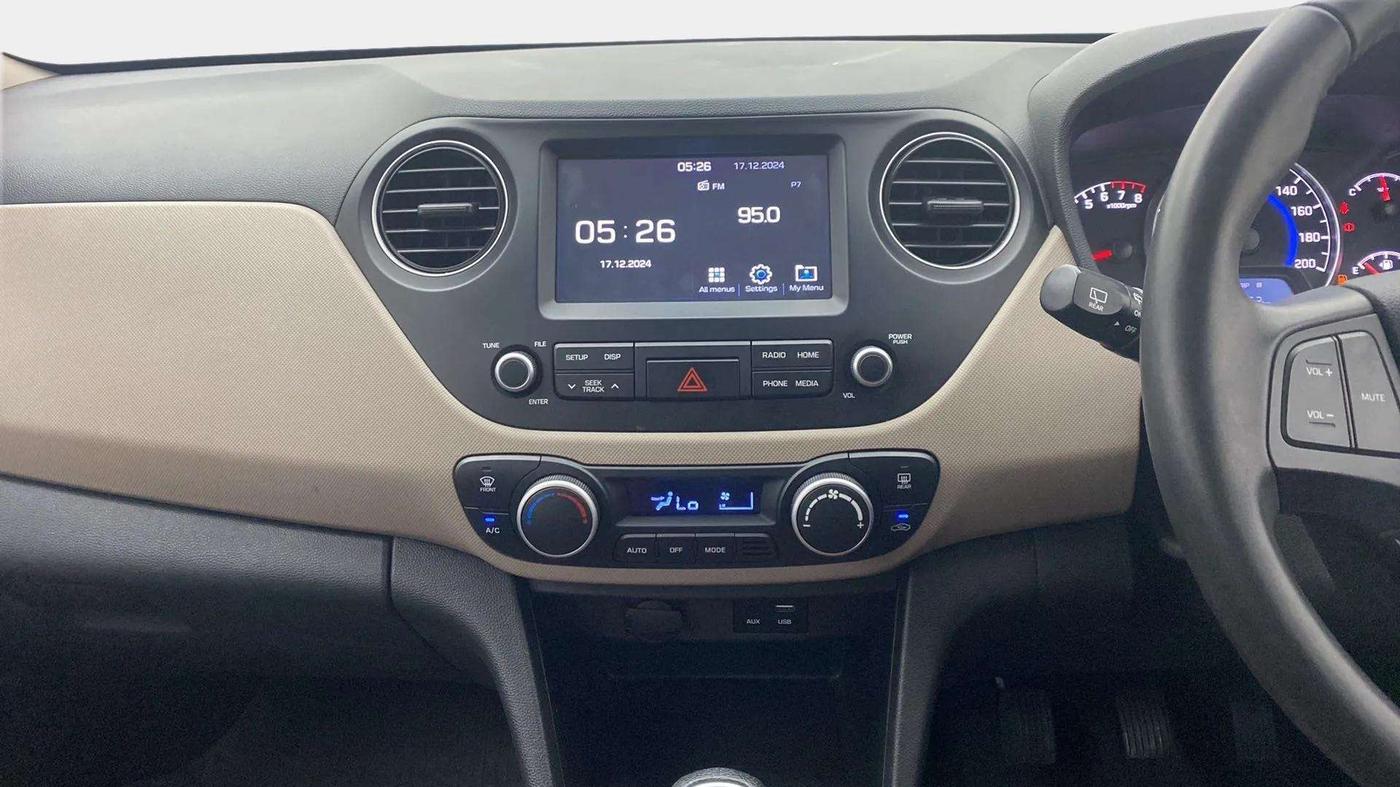 2019 Hyundai Grand i10 ASTA 1.2 KAPPA VTVT, Petrol, Manual, 27,150 km, Air Conditioner