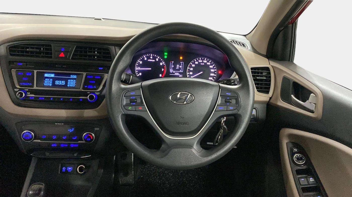 2016 Hyundai Elite i20 SPORTZ 1.2, Petrol, Manual, 52,720 km, Steering Wheel Close Up
