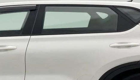 2023 KIA SONET HTK 1.2 PETROL MT, Petrol, Manual, 24,624 km, Rear left door - Door visor damaged
