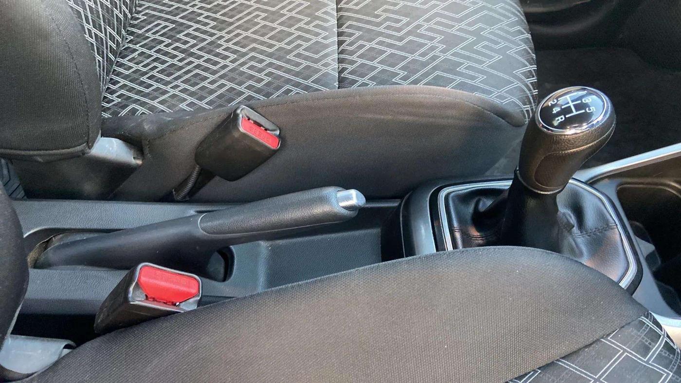 2020 Maruti IGNIS ALPHA 1.2, Petrol, Manual, 60,856 km, Gear Lever