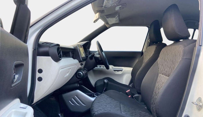 2020 Maruti IGNIS ALPHA 1.2, Petrol, Manual, 60,856 km, Right Side Front Door Cabin